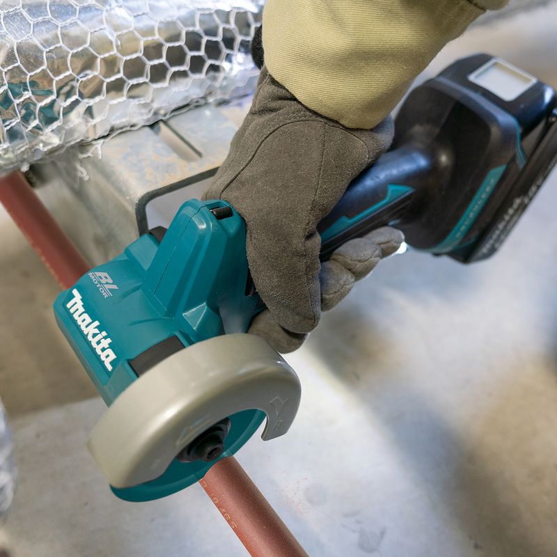Makita – Scie à diamant 76 mm DMC300ZJ – 20 000 tr/min – Profondeur de coupe 16 mm – Technologie XPT pour conditions difficiles Outillage - Image 3