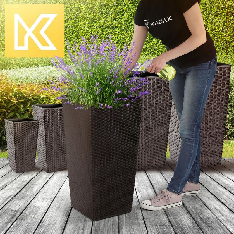 KADAX Pot de Fleur Haut, Grande Jardiniere pour Interieure et Exterieure, Bac à Fleurs Imitant Le Rotin (Marron, Lot de 3: 46.5 cm, 57 cm, 68 cm) - Image 4