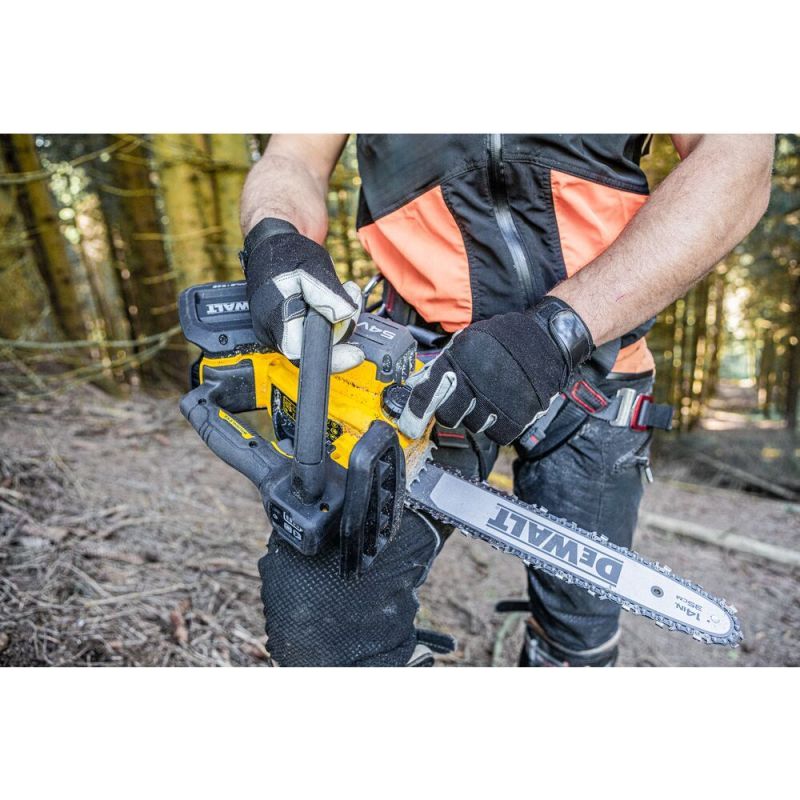 Dewalt – Tronçonneuse à batterie 54V – Guide de 35 cm – Moteur Brushless – Pour bois dur et teck – Frein de chaîne – Système de lubrification - Image 2