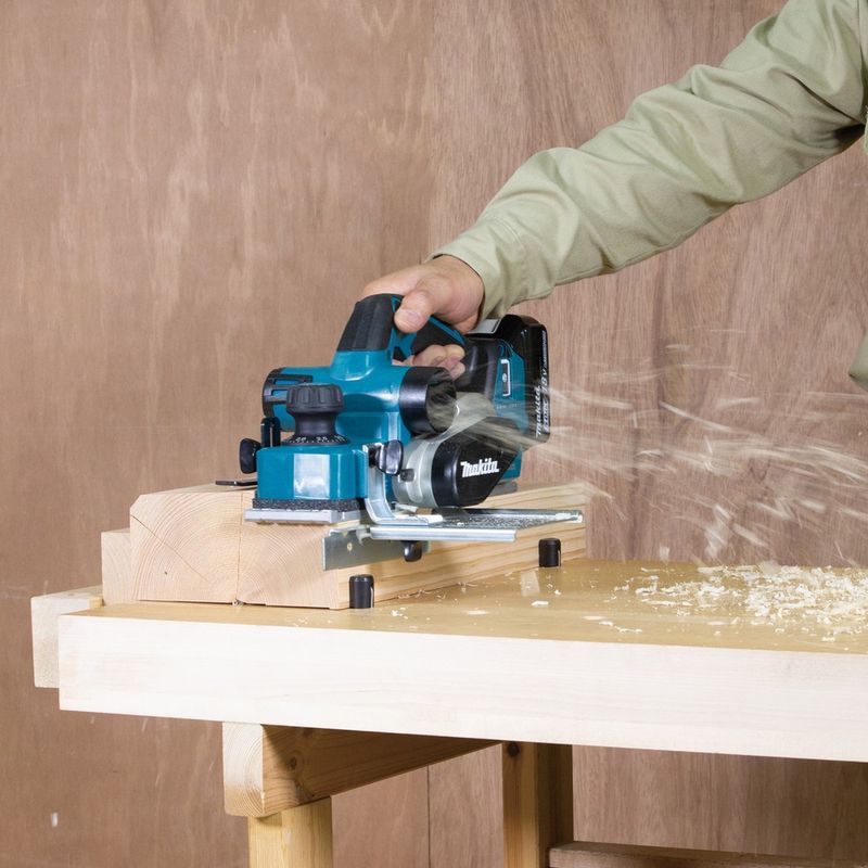 Makita – Rabot électrique 18V DKP181ZU – Moteur Brushless – Largeur de rabotage 82 mm – Profondeur max. 3 mm – Compatible AWS - Image 2