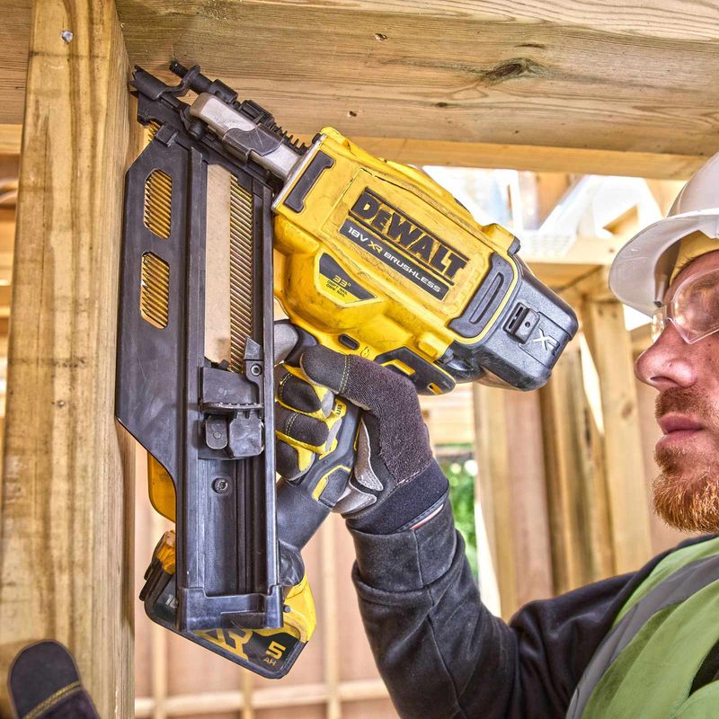 Dewalt – Cloueur sans fil 18V à déclenchement unique – Moteur sans balais – Clous à tête en D 50-90mm – Pour bois dur et teck - Image 4