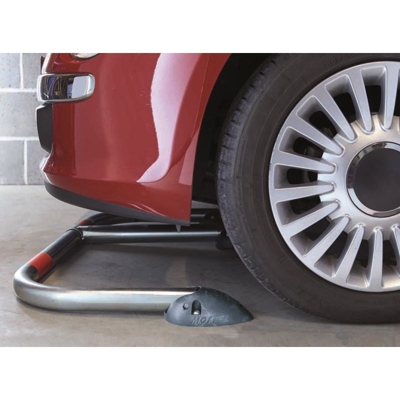 Mottez – Barrière de parking rabattable 3 pieds – Structure en tube Ø 50 mm – Embases en résine haute résistance – Résiste à 10 tonnes de compression - Image 6